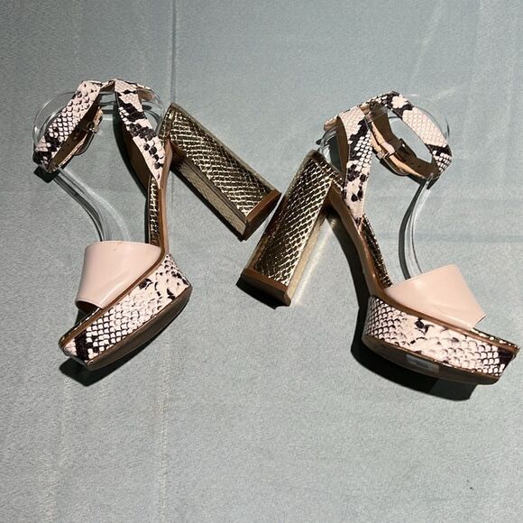 Guess Rippa Python & Gold platform Strappy heels Size 9.5   B53 - Picture 8 of 11